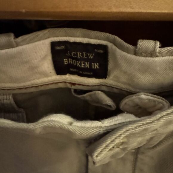 J. Crew Broken In style 770 Khaki Pants 34x32 - Picture 3 of 11